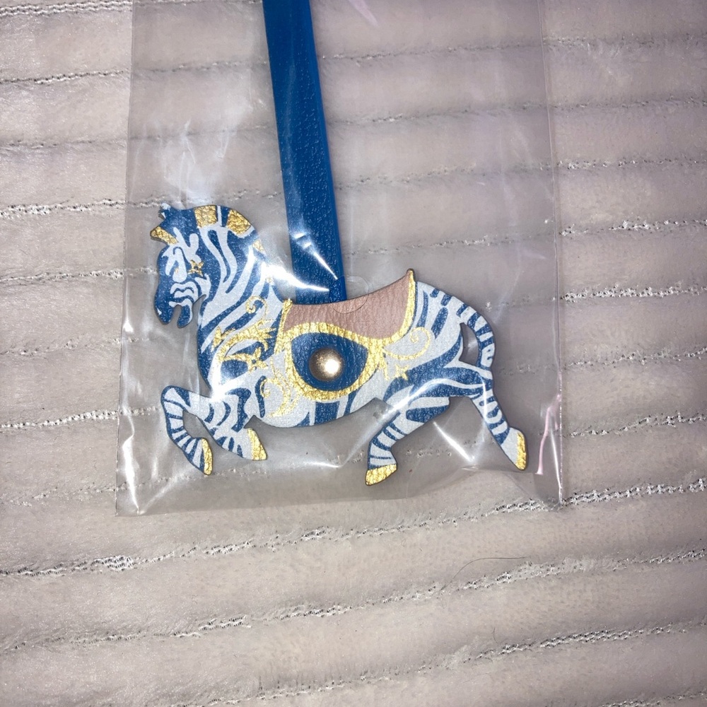 💙 6FER Louis Vuitton Blue Accessory Collection - Picture 6 of 10